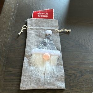 WINE OR ALCOHOL BOTTLE GNOME GIFT BAG